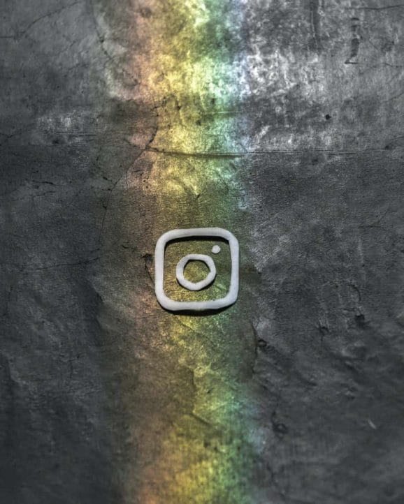 Instagram Loading Screen Issue