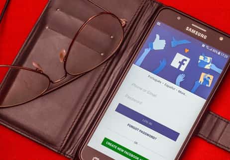 Puoi avere messenger senza Facebook