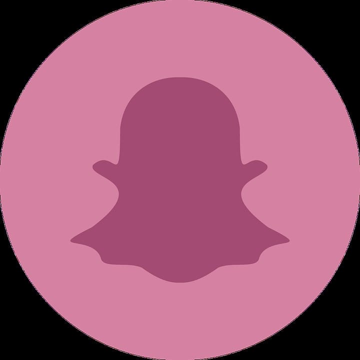 Who sees Snapchat spotlight